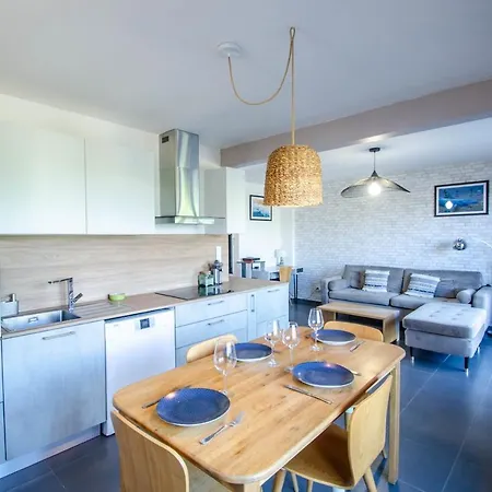 Guestready - Superb Flat With Balcony In *
