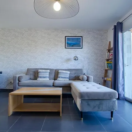 公寓 Guestready - Superb Flat With Balcony In 昂蒂布
