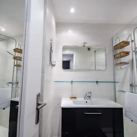 Guestready - Superb Flat With Balcony In 昂蒂布