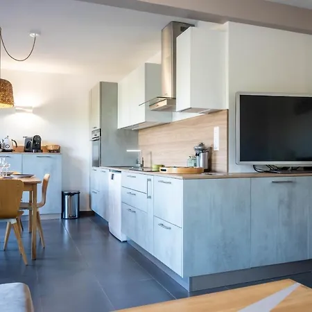 公寓 Guestready - Superb Flat With Balcony In 昂蒂布