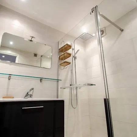 Guestready - Superb Flat With Balcony In 昂蒂布